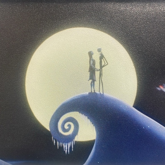 Loungefly Disney “Night Before Christmas” Wallet—Beautiful!! Like New Condition! - Picture 4 of 11